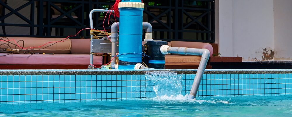 Swimming pool filtration system